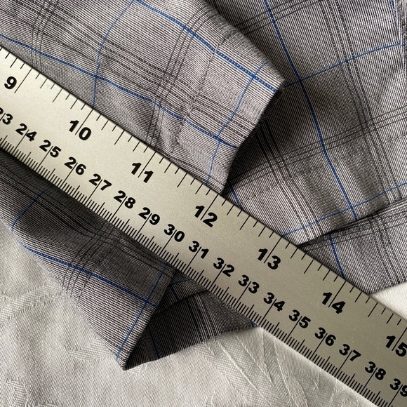 Calvin Klein Golf Men's Gray Checker Pattern Golf Shorts Flat Front Size 36 - Picture 12 of 13